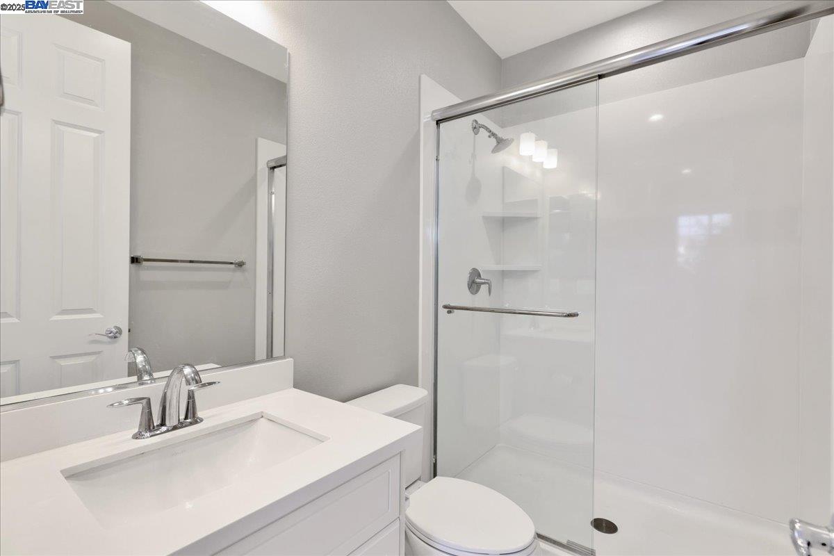 Detail Gallery Image 45 of 60 For 1059 Trumpet Vine Ln, San Ramon,  CA 94582 - 4 Beds | 3/1 Baths