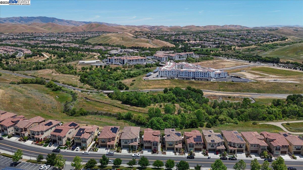 Detail Gallery Image 51 of 60 For 1059 Trumpet Vine Ln, San Ramon,  CA 94582 - 4 Beds | 3/1 Baths