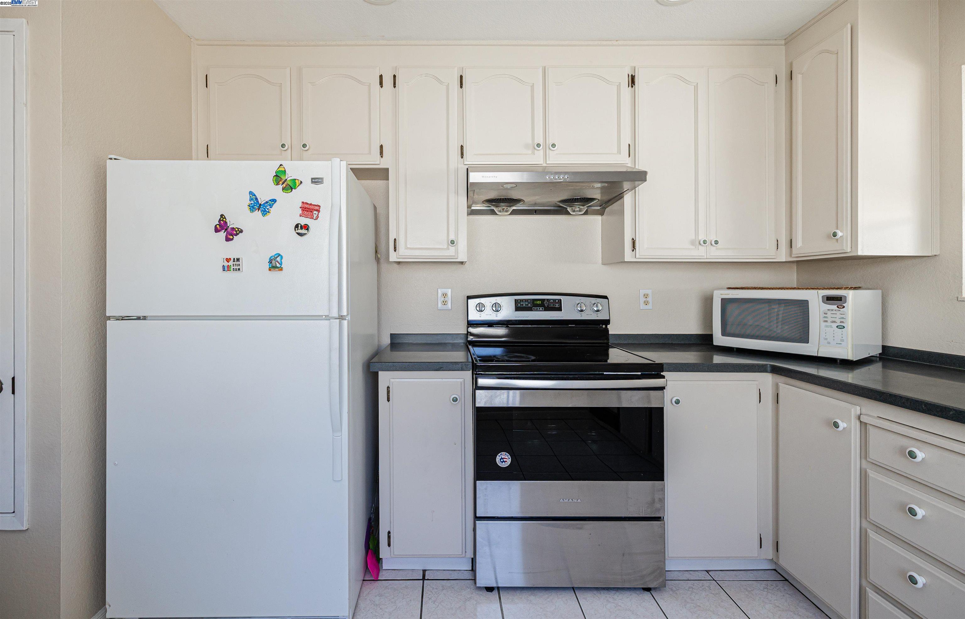 Detail Gallery Image 10 of 30 For 477 Clifford Ct, Bay Point,  CA 94565 - 3 Beds | 2/1 Baths