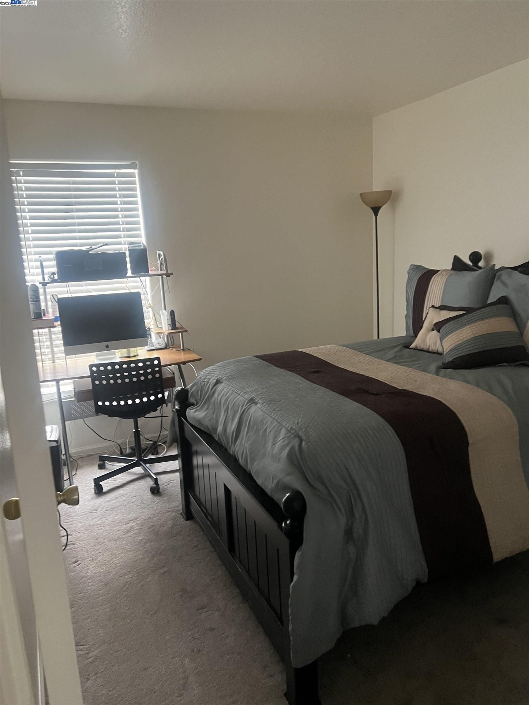 Detail Gallery Image 5 of 18 For 1145 Camellia Ct, San Leandro,  CA 94577 - 4 Beds | 2/1 Baths