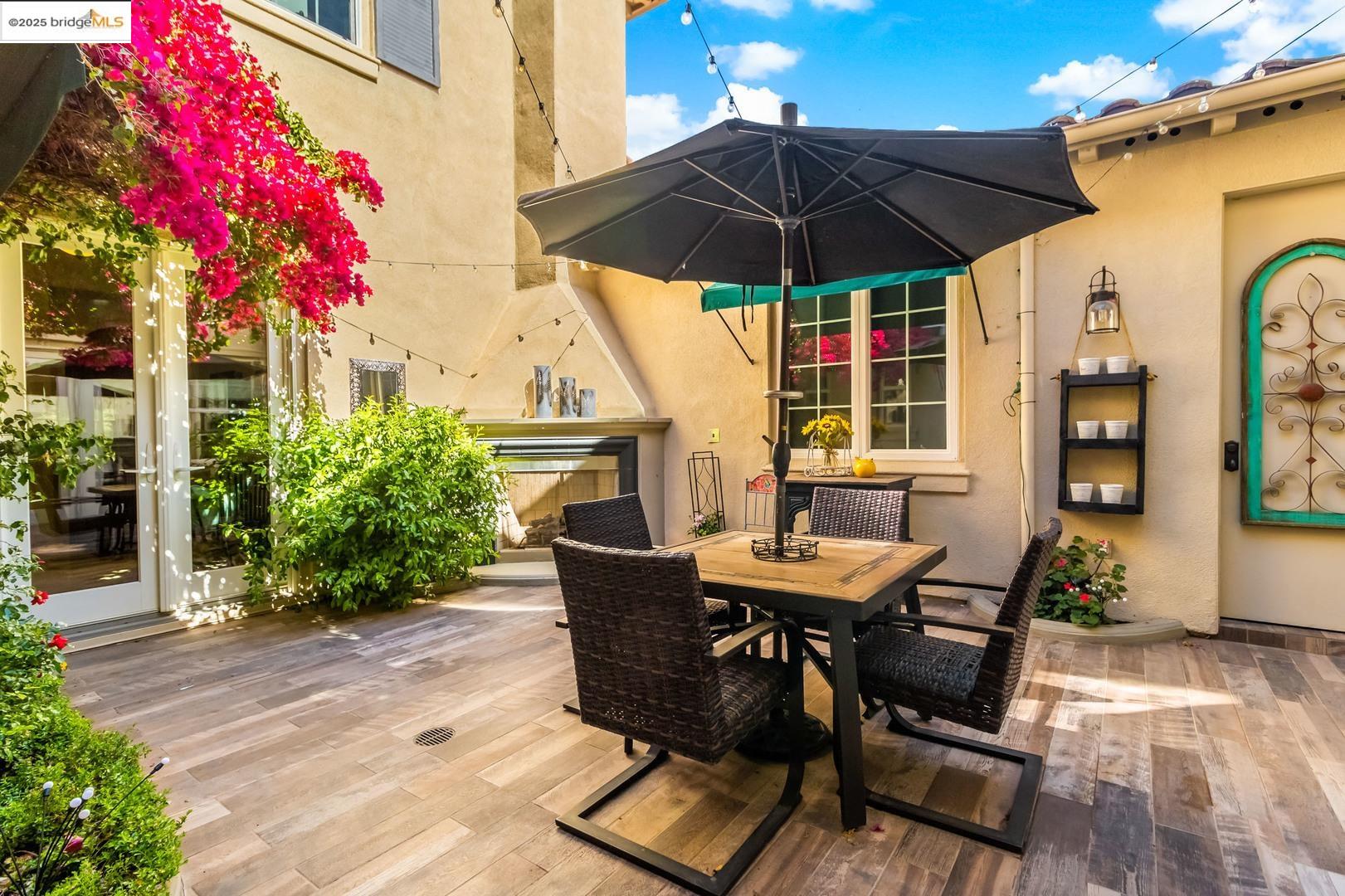 Detail Gallery Image 14 of 57 For 1930 Killarney Ct, Gilroy,  CA 95020 - 4 Beds | 3/1 Baths