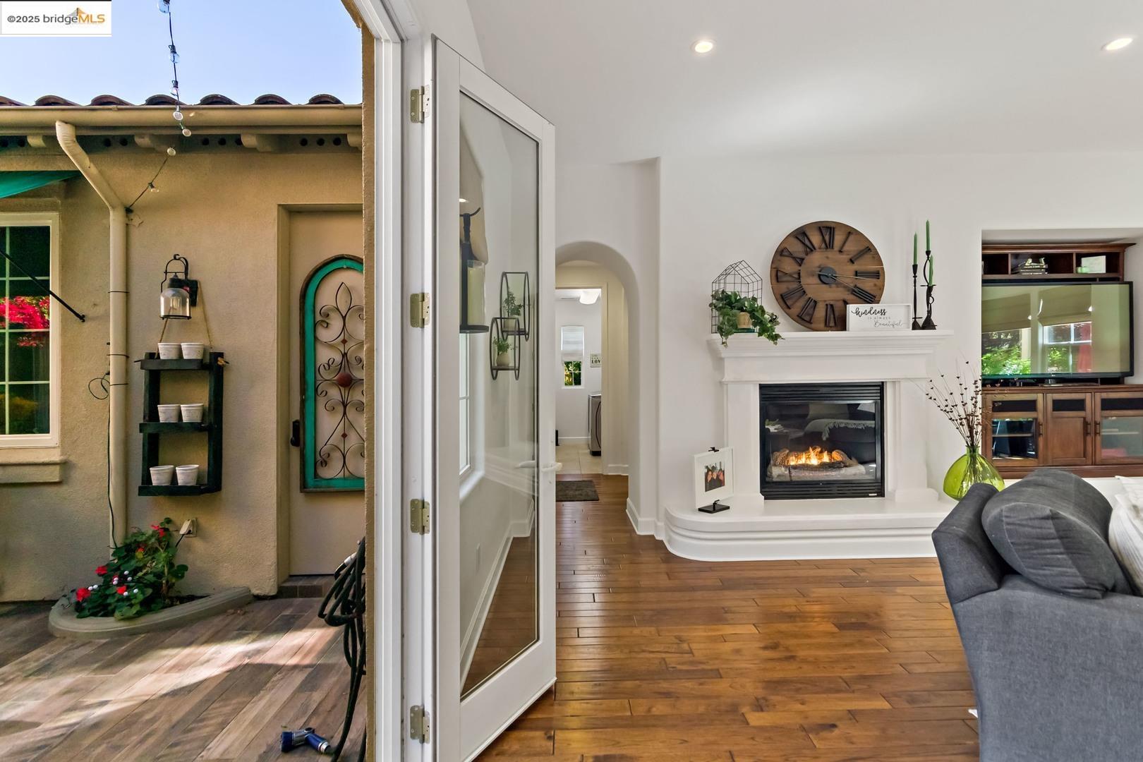 Detail Gallery Image 16 of 57 For 1930 Killarney Ct, Gilroy,  CA 95020 - 4 Beds | 3/1 Baths