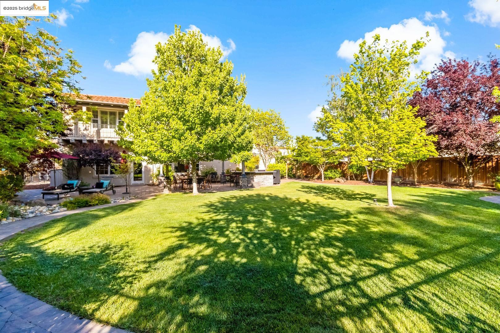 Detail Gallery Image 18 of 57 For 1930 Killarney Ct, Gilroy,  CA 95020 - 4 Beds | 3/1 Baths