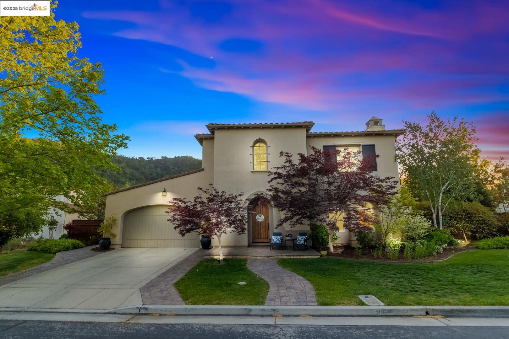 Detail Gallery Image 4 of 57 For 1930 Killarney Ct, Gilroy,  CA 95020 - 4 Beds | 3/1 Baths
