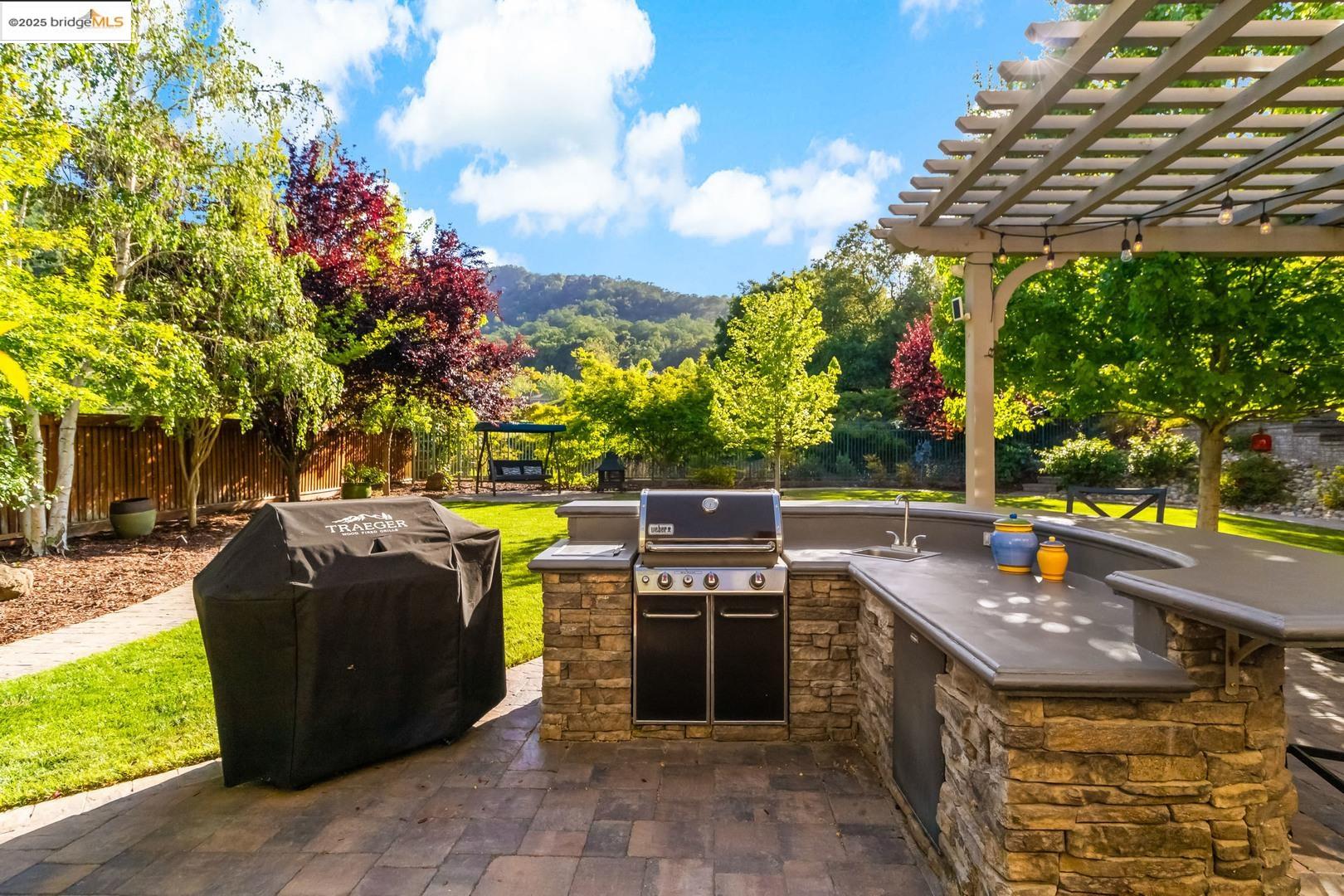 Detail Gallery Image 47 of 57 For 1930 Killarney Ct, Gilroy,  CA 95020 - 4 Beds | 3/1 Baths