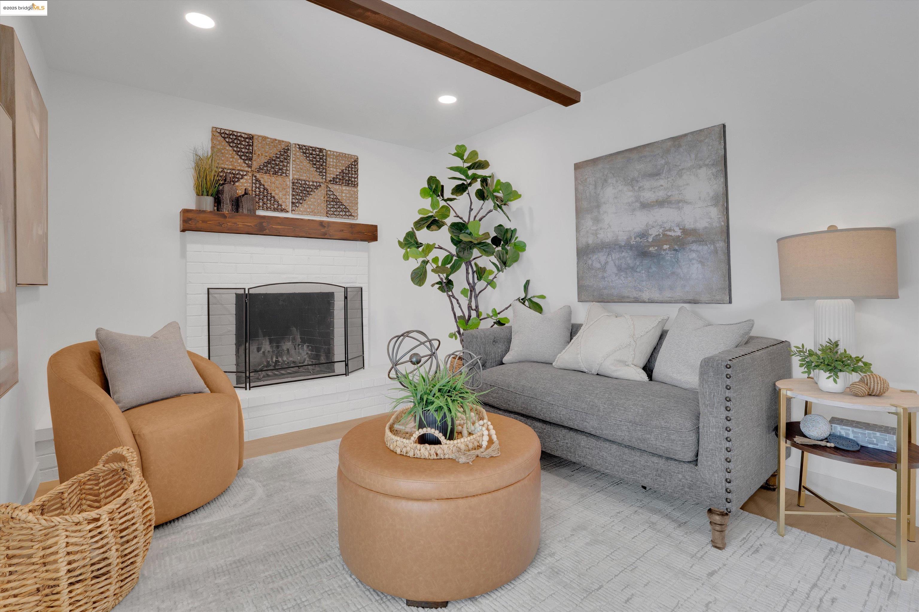 Detail Gallery Image 26 of 43 For 946 Notre Dame Ave, Concord,  CA 94518 - 3 Beds | 2 Baths