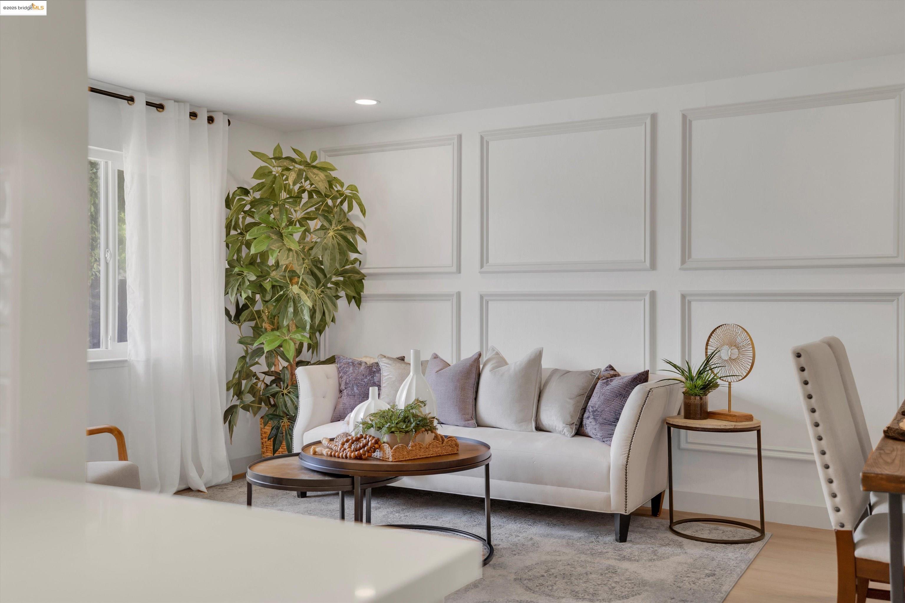 Detail Gallery Image 10 of 43 For 946 Notre Dame Ave, Concord,  CA 94518 - 3 Beds | 2 Baths