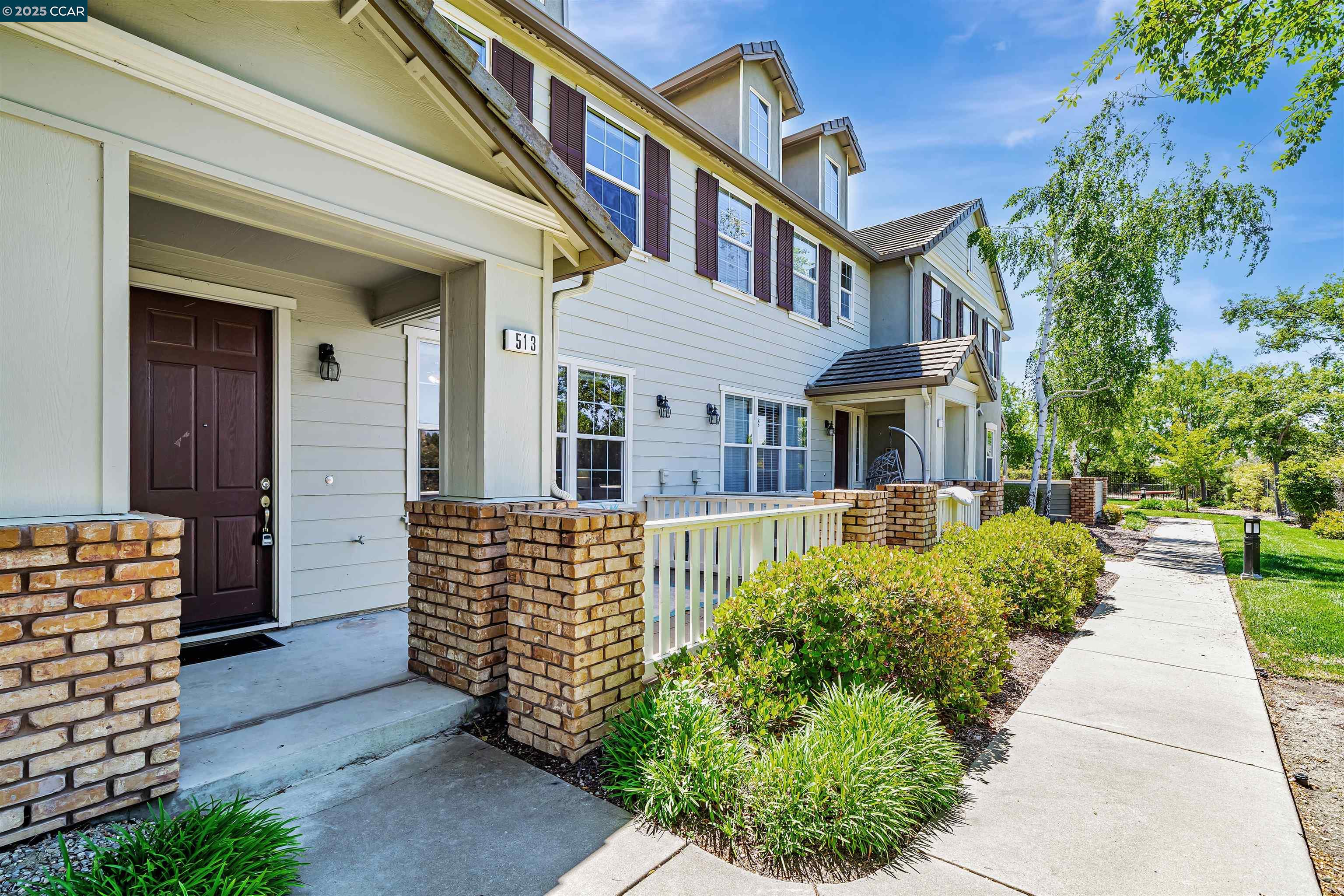 Detail Gallery Image 2 of 45 For 513 Joree Ln, San Ramon,  CA 94582 - 3 Beds | 2/1 Baths
