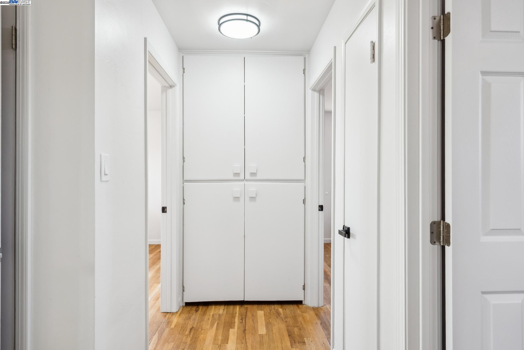 Detail Gallery Image 14 of 59 For 2080 Mendocino St, Seaside,  CA 93955 - 5 Beds | 2 Baths