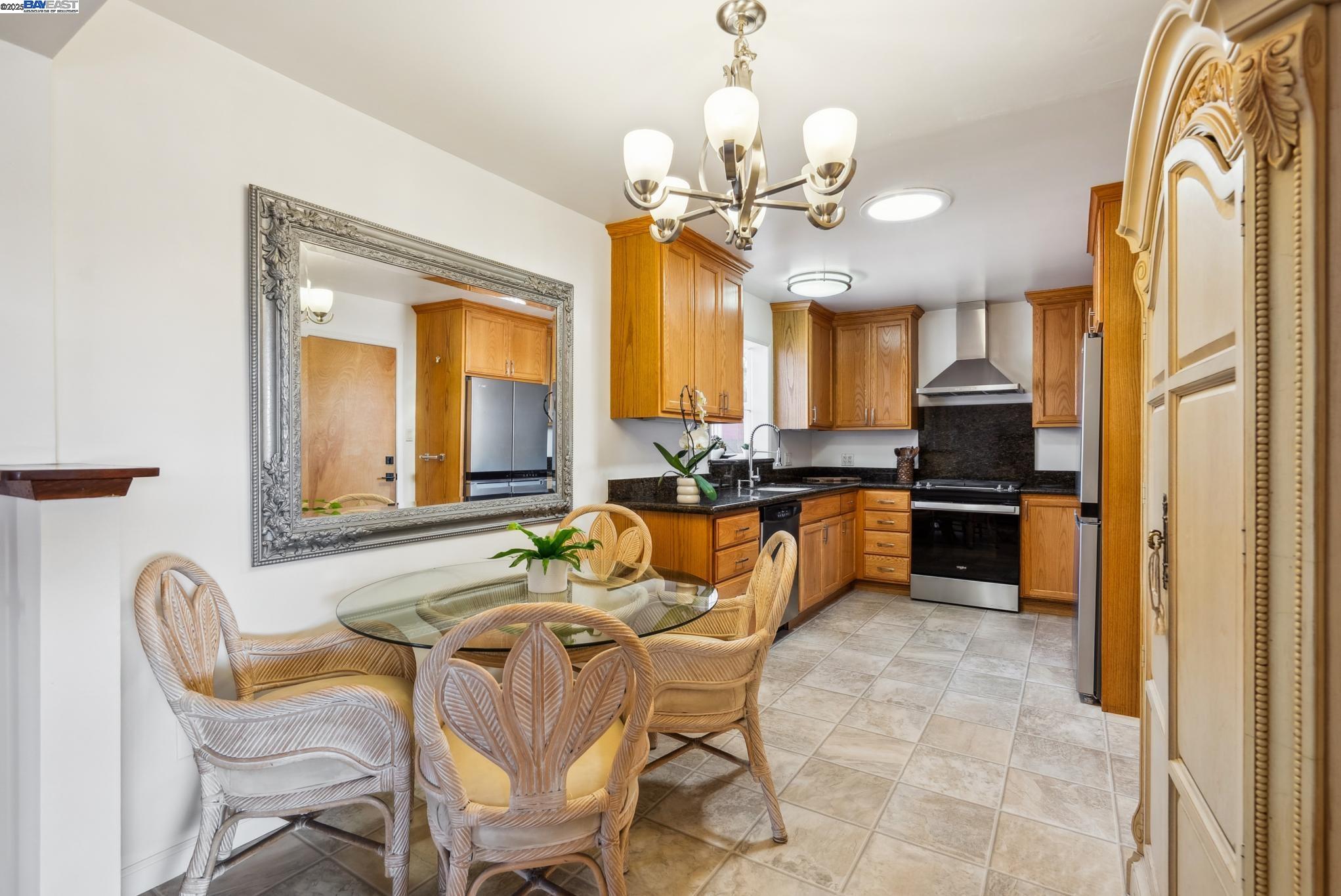 Detail Gallery Image 21 of 59 For 2080 Mendocino St, Seaside,  CA 93955 - 5 Beds | 2 Baths