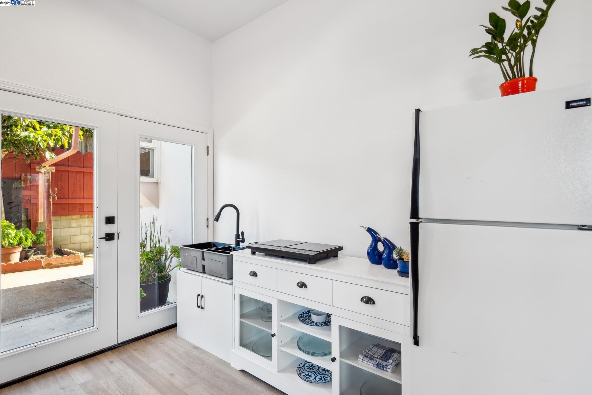 Detail Gallery Image 30 of 59 For 2080 Mendocino St, Seaside,  CA 93955 - 5 Beds | 2 Baths