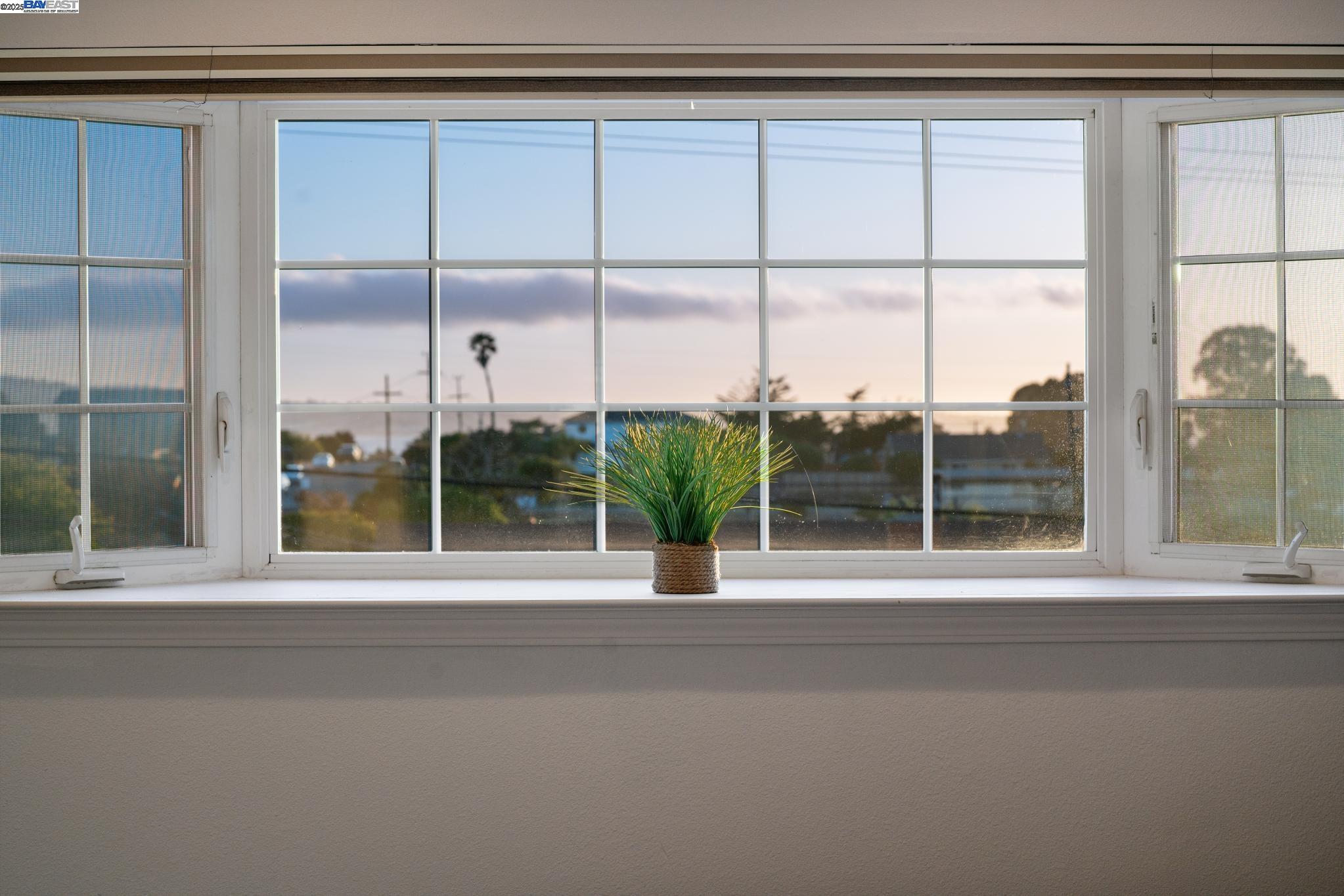 Detail Gallery Image 37 of 59 For 2080 Mendocino St, Seaside,  CA 93955 - 5 Beds | 2 Baths