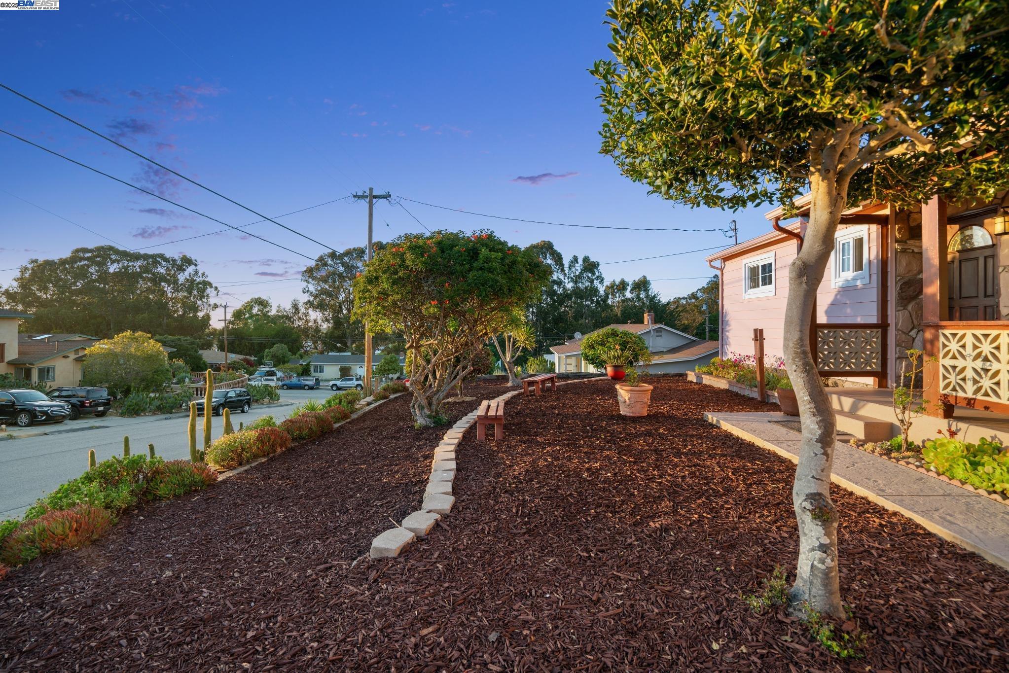 Detail Gallery Image 57 of 59 For 2080 Mendocino St, Seaside,  CA 93955 - 5 Beds | 2 Baths