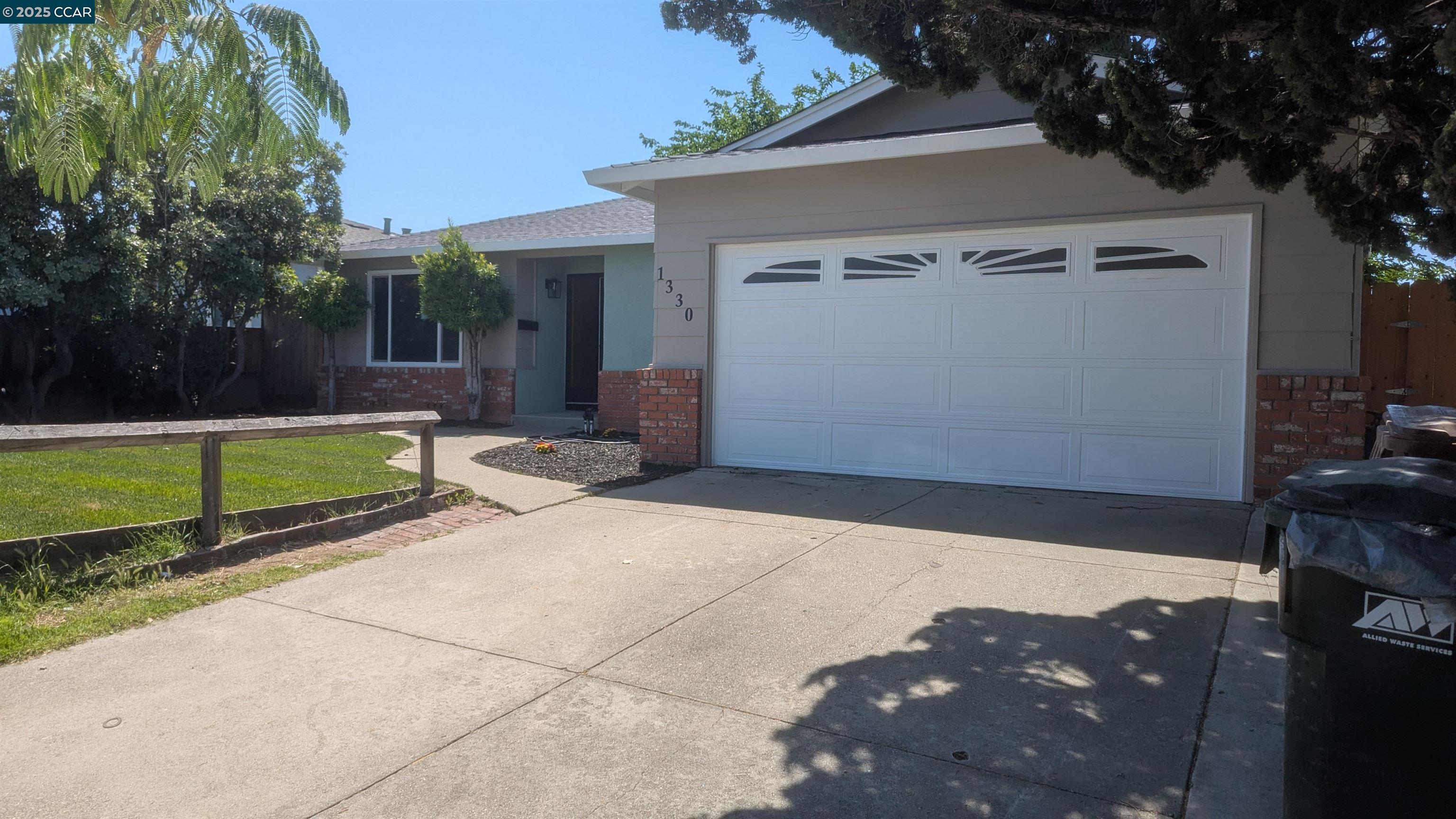 Detail Gallery Image 1 of 3 For 1330 Aster Dr, Antioch,  CA 94509 - 4 Beds | 2 Baths