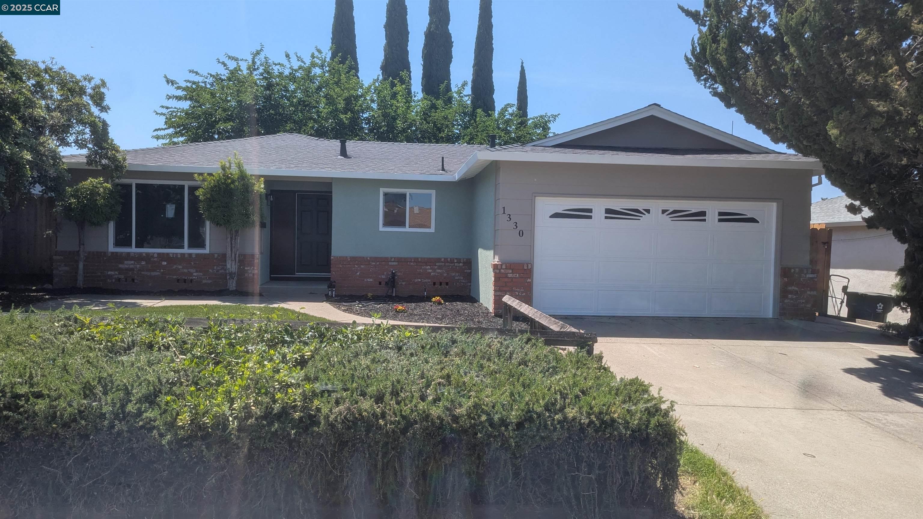 Detail Gallery Image 2 of 3 For 1330 Aster Dr, Antioch,  CA 94509 - 4 Beds | 2 Baths