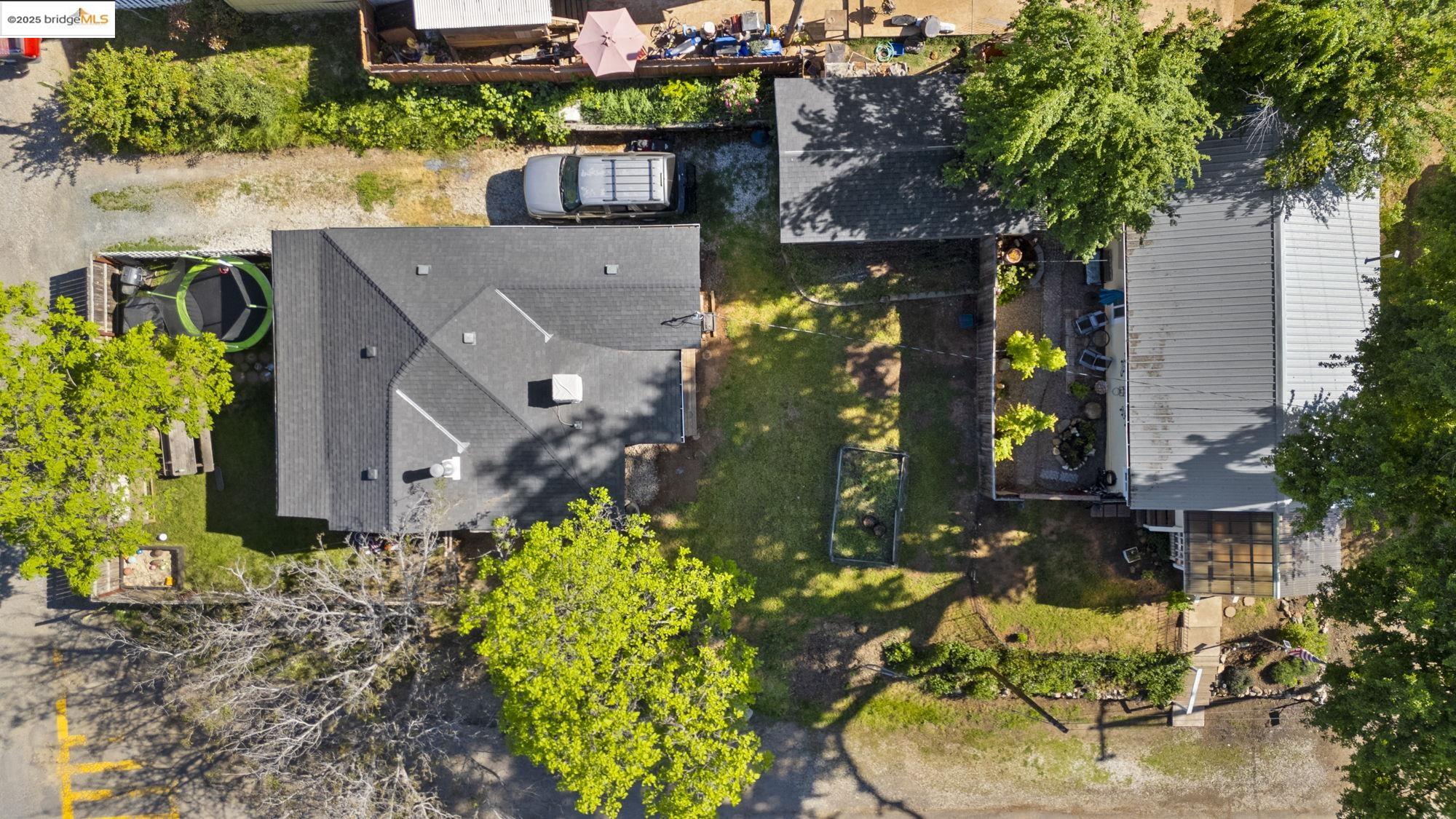 Detail Gallery Image 2 of 45 For 18447 Elm Avenue, Tuolumne,  CA 95379 - 5 Beds | 2 Baths