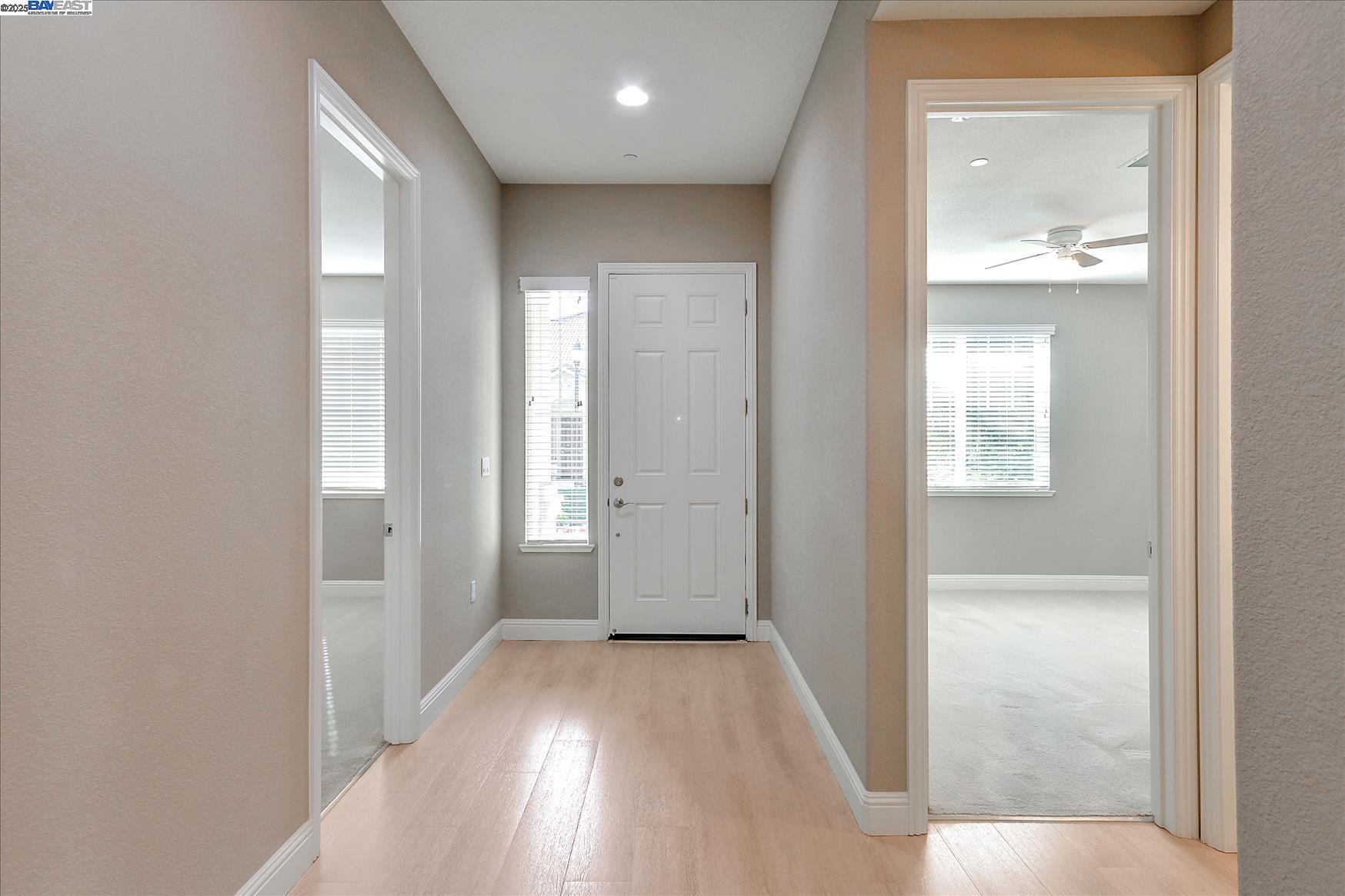 Detail Gallery Image 13 of 33 For 1610 Chestnut Grove Way, Concord,  CA 94519 - 3 Beds | 3 Baths