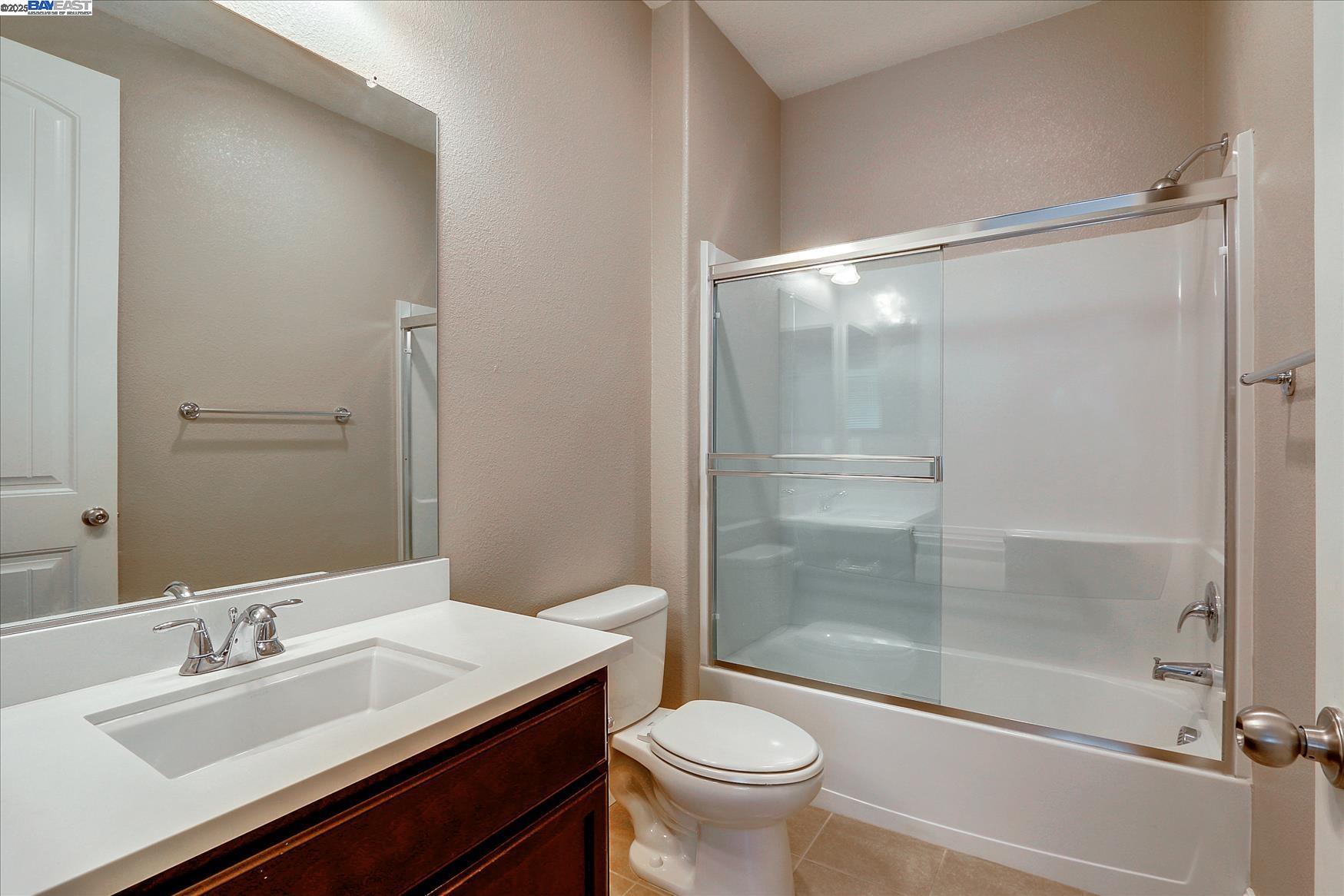 Detail Gallery Image 22 of 33 For 1610 Chestnut Grove Way, Concord,  CA 94519 - 3 Beds | 3 Baths