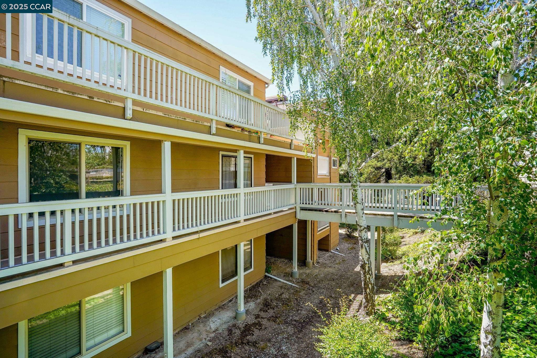 Photo #2: 41098340 Listing 