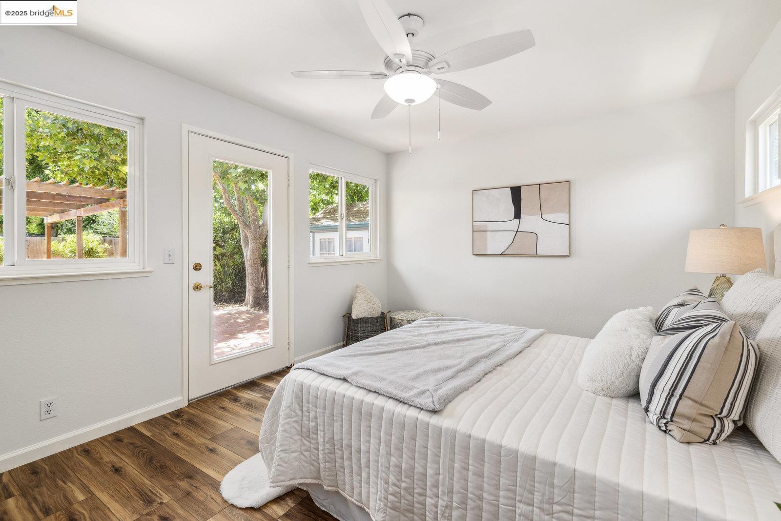 Detail Gallery Image 15 of 28 For 1545 Wagoner Dr, Livermore,  CA 94550 - 3 Beds | 2 Baths