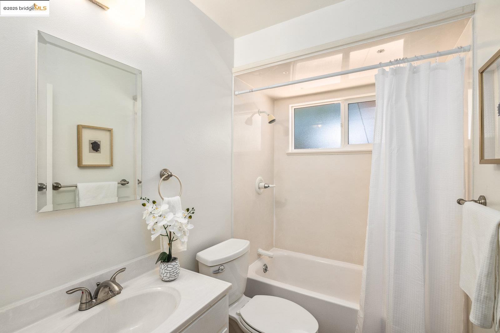 Detail Gallery Image 20 of 28 For 1545 Wagoner Dr, Livermore,  CA 94550 - 3 Beds | 2 Baths