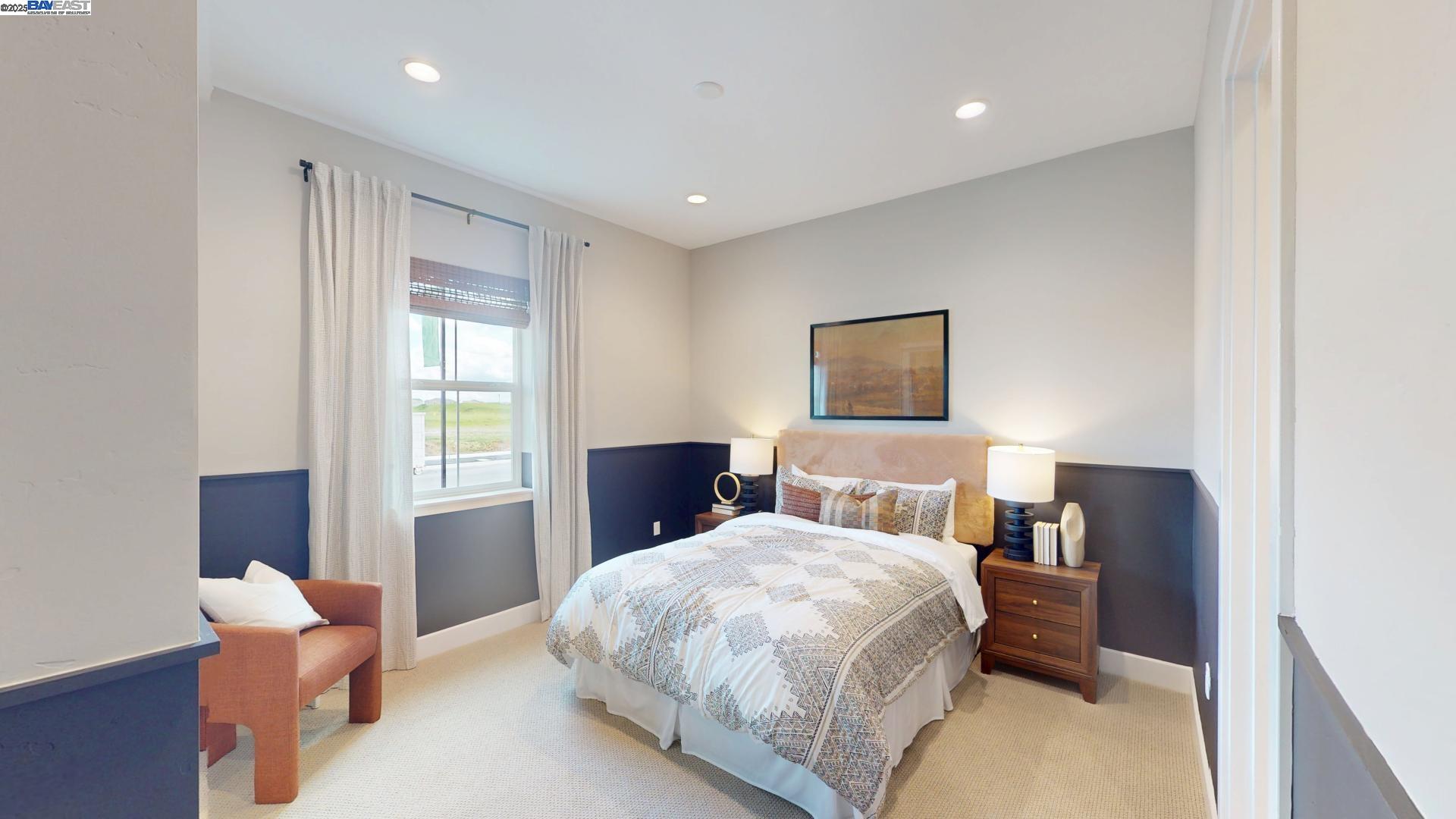Detail Gallery Image 3 of 37 For 816 Rosette Court, Roseville,  CA 95747 - 3 Beds | 3 Baths
