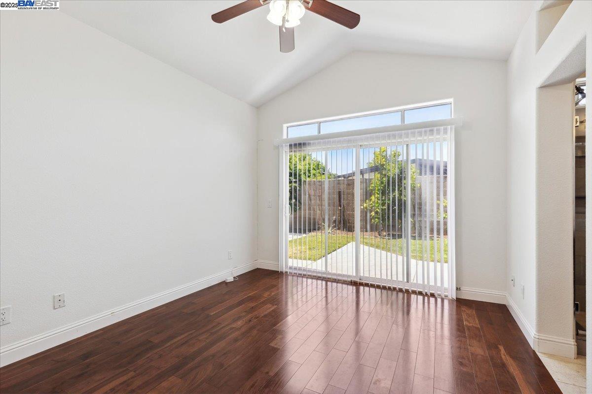 Detail Gallery Image 17 of 31 For 1914 Blackwood Cmn, Livermore,  CA 94551 - 3 Beds | 2 Baths