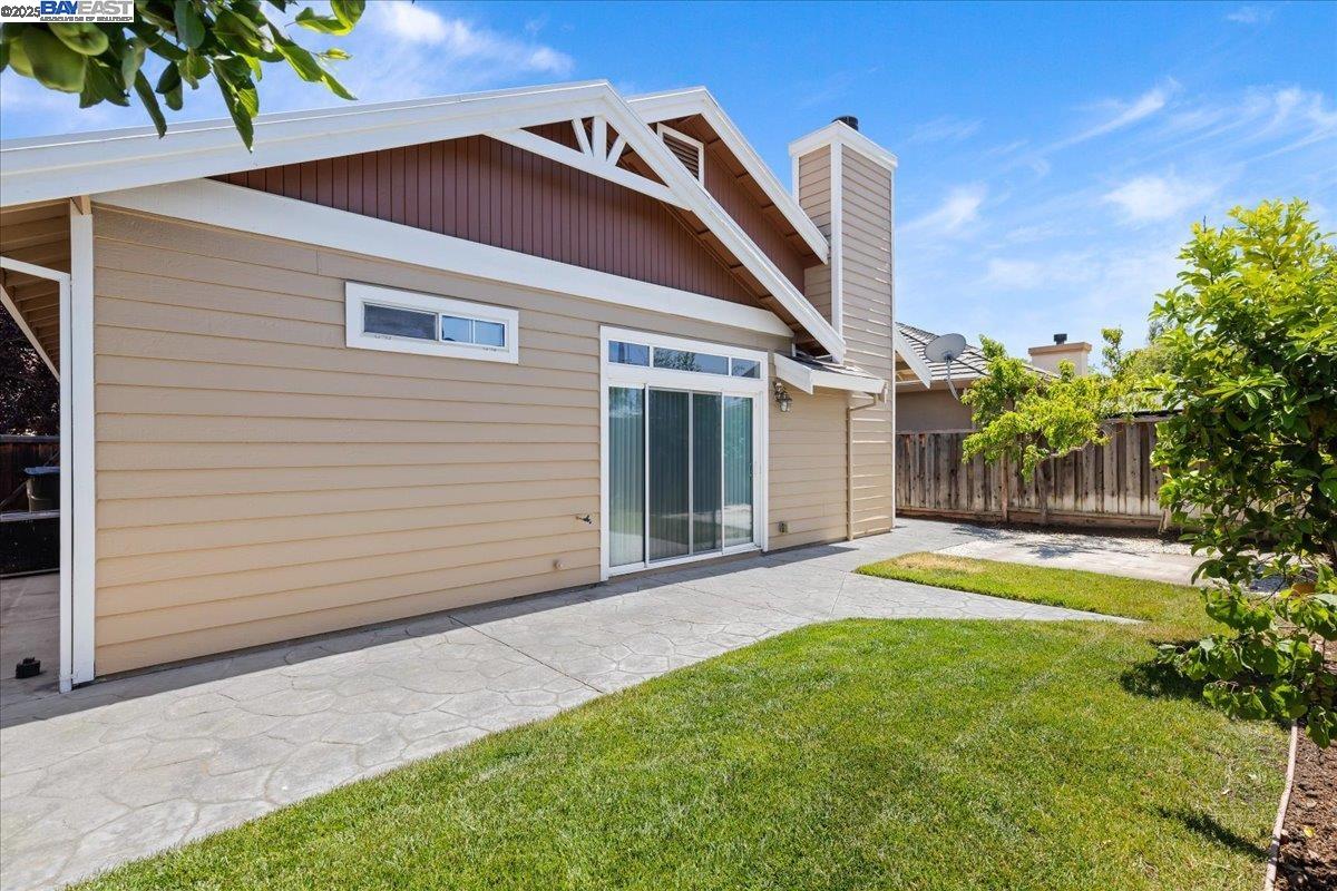 Detail Gallery Image 30 of 31 For 1914 Blackwood Cmn, Livermore,  CA 94551 - 3 Beds | 2 Baths