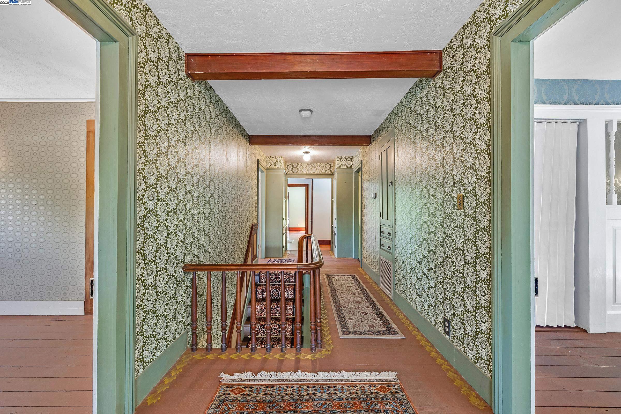 Detail Gallery Image 23 of 54 For 2211 College Avenue, Livermore,  CA 94550 - 6 Beds | 3 Baths