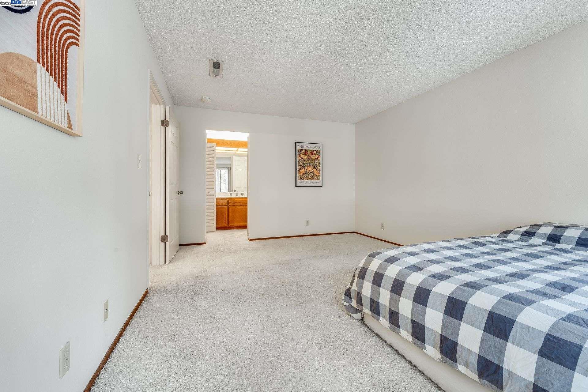 Detail Gallery Image 11 of 47 For 22135 Sevilla Rd #38,  Hayward,  CA 94541 - 2 Beds | 2 Baths