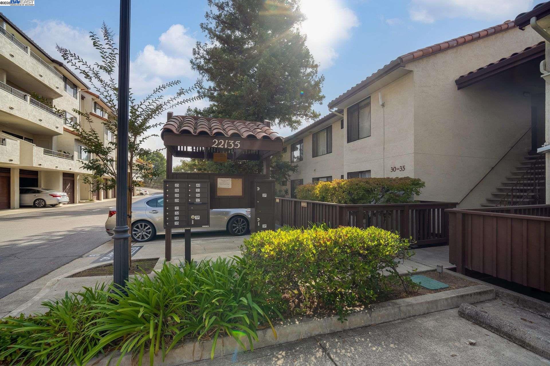 Detail Gallery Image 25 of 47 For 22135 Sevilla Rd #38,  Hayward,  CA 94541 - 2 Beds | 2 Baths
