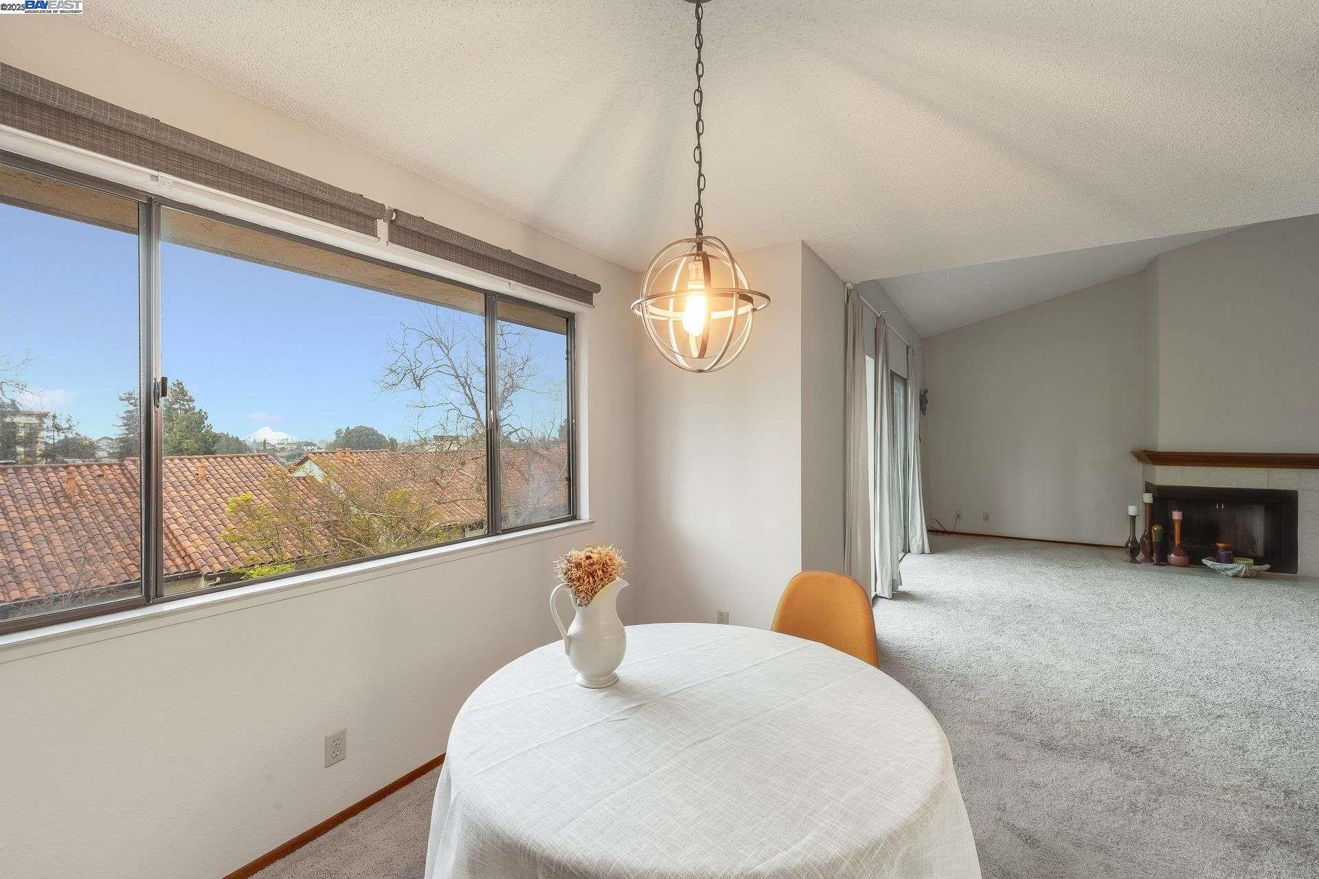 Detail Gallery Image 35 of 47 For 22135 Sevilla Rd #38,  Hayward,  CA 94541 - 2 Beds | 2 Baths