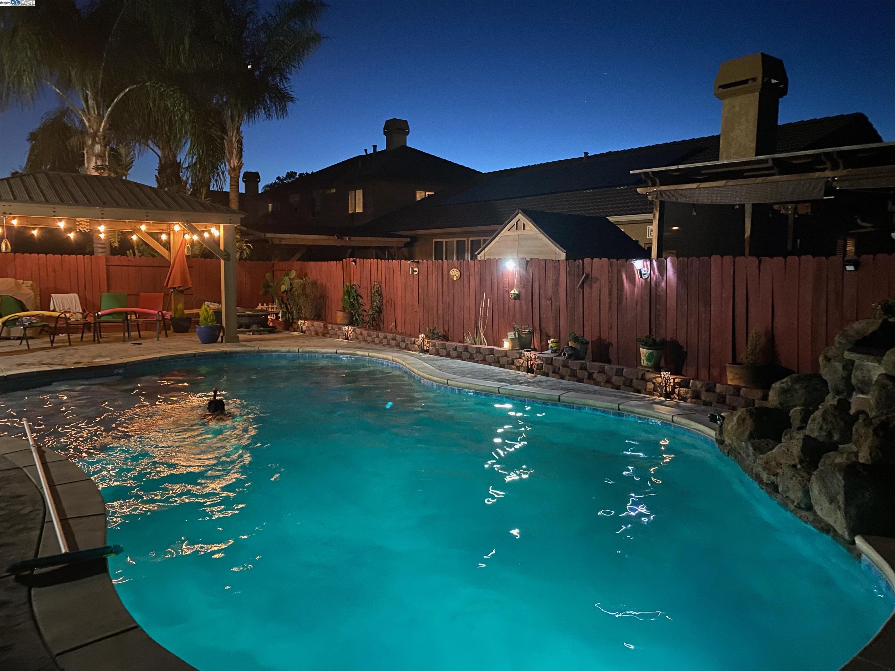 Detail Gallery Image 7 of 46 For 1419 Nubian St, Patterson,  CA 95363-8803 - 5 Beds | 3/1 Baths