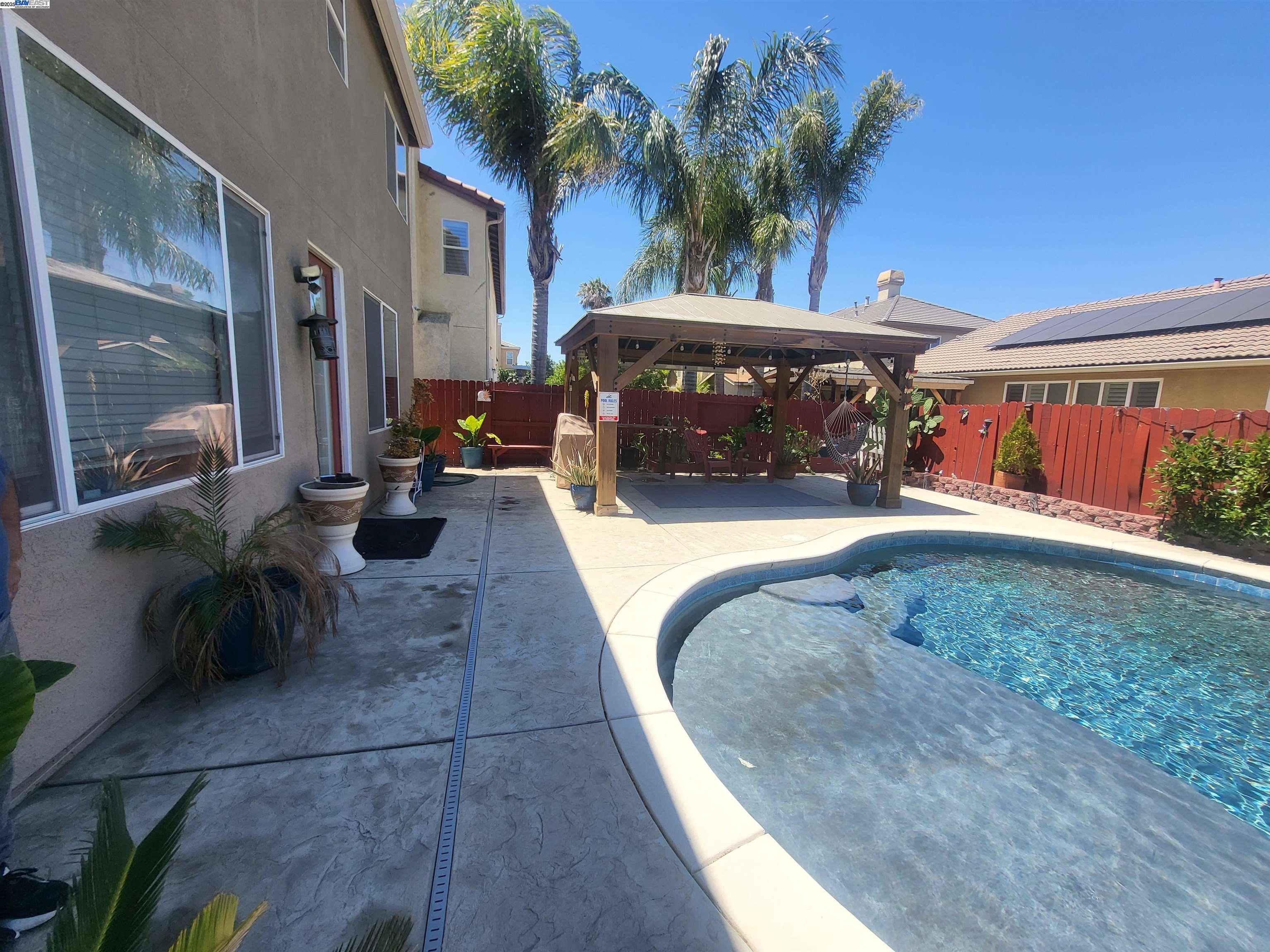 Detail Gallery Image 10 of 46 For 1419 Nubian St, Patterson,  CA 95363-8803 - 5 Beds | 3/1 Baths