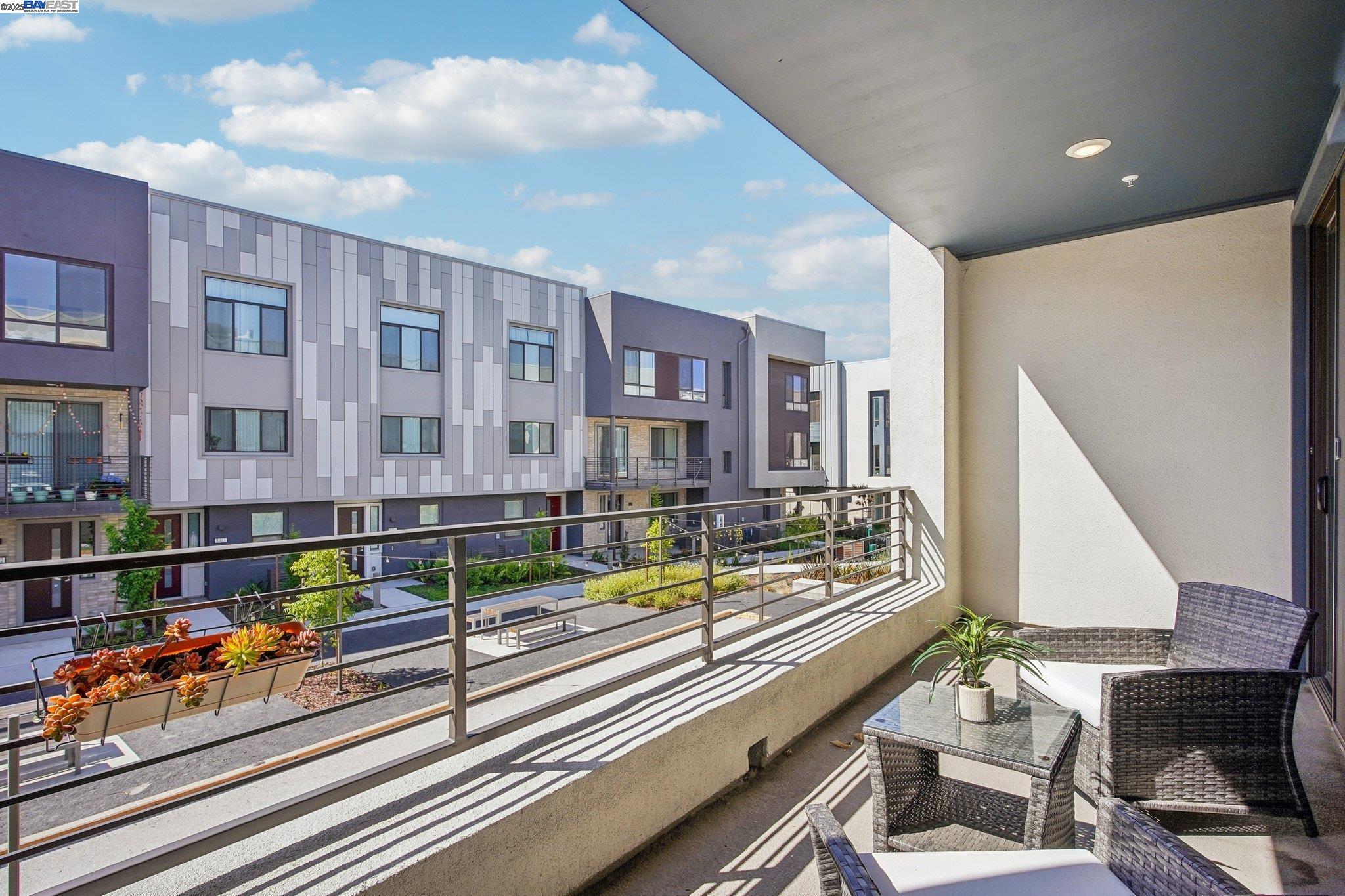 Detail Gallery Image 35 of 46 For 3692 Intelligence Cmn #1002,  Fremont,  CA 94538 - 4 Beds | 3/1 Baths