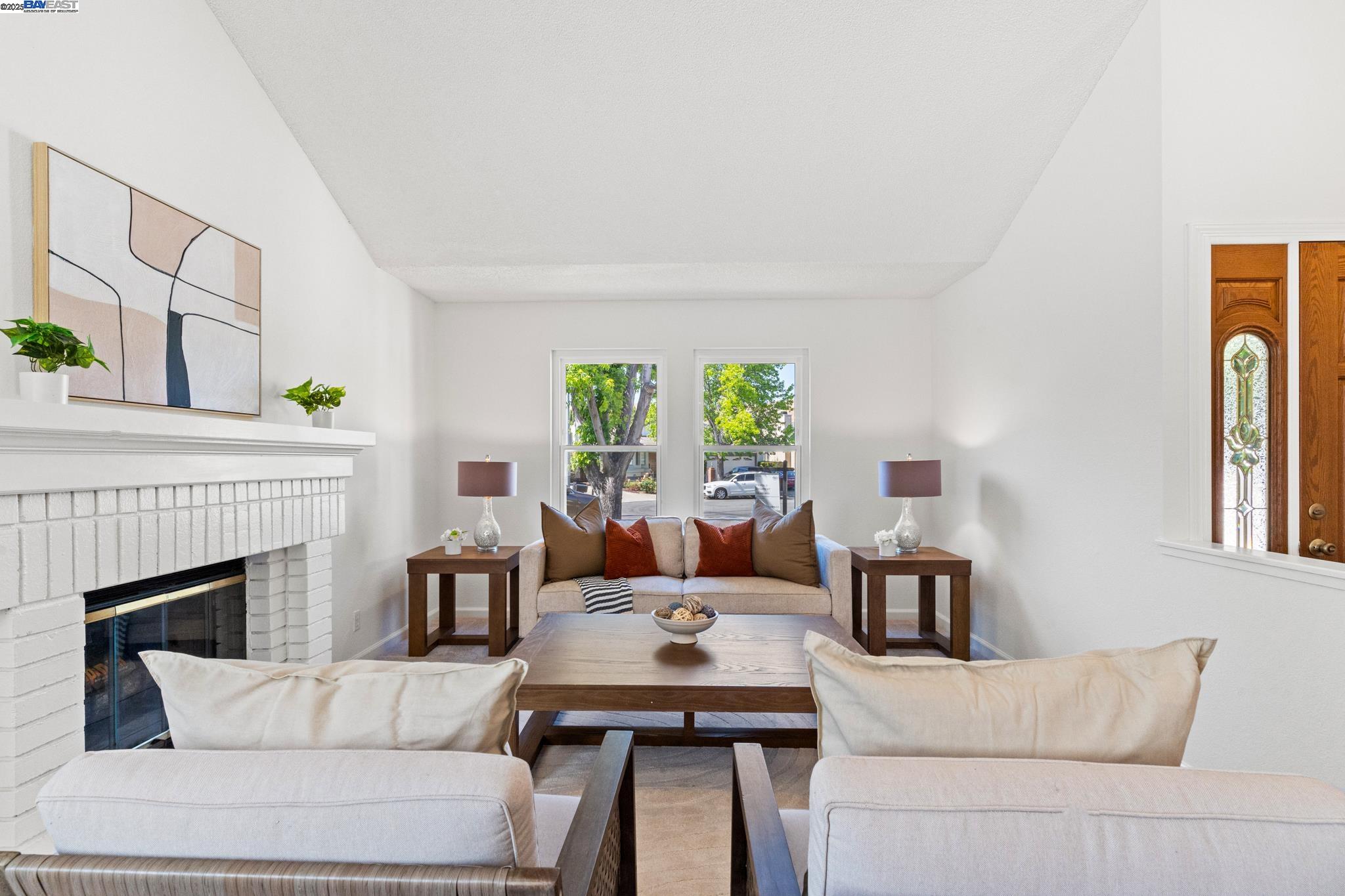 Detail Gallery Image 12 of 59 For 1562 Gilbert Pl, Fremont,  CA 94536 - 4 Beds | 2 Baths