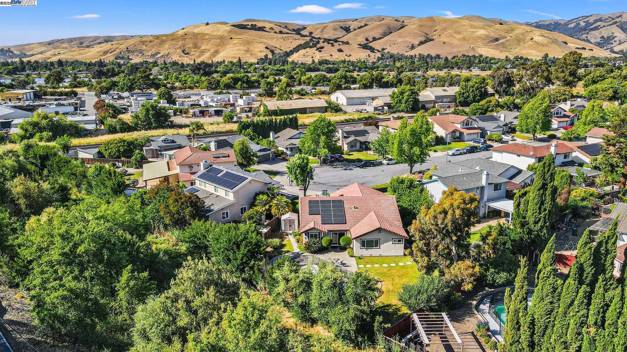 Detail Gallery Image 53 of 59 For 1562 Gilbert Pl, Fremont,  CA 94536 - 4 Beds | 2 Baths