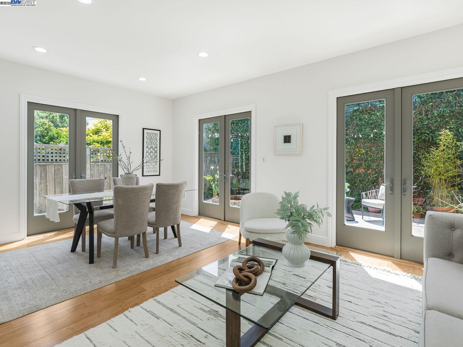 Detail Gallery Image 17 of 60 For 936 Kains Ave #1,  Albany,  CA 94706 - 3 Beds | 2/1 Baths