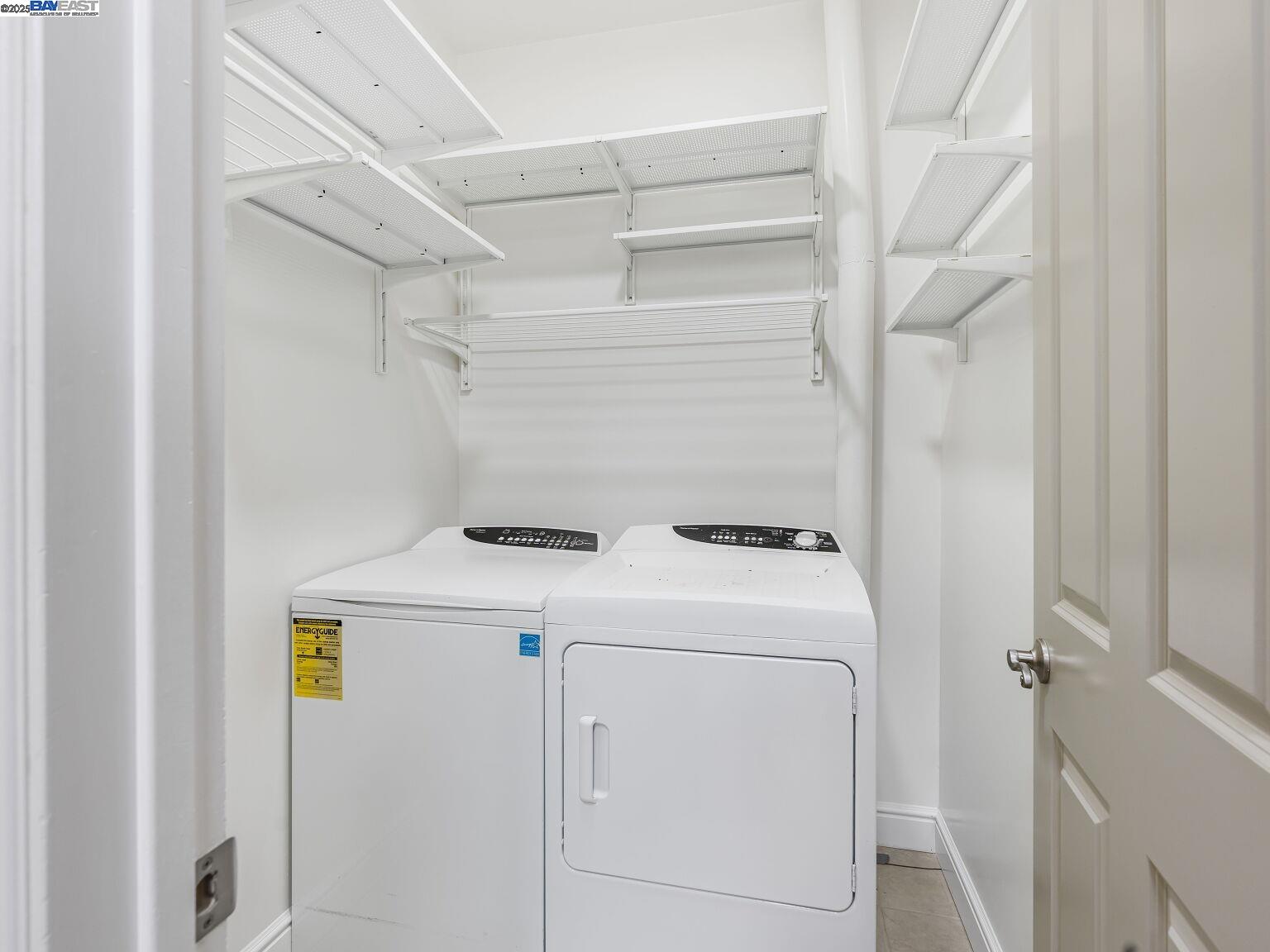 Detail Gallery Image 23 of 60 For 936 Kains Ave #1,  Albany,  CA 94706 - 3 Beds | 2/1 Baths