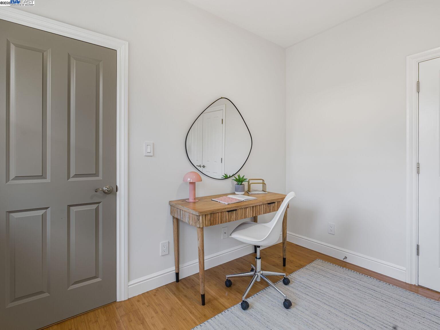 Detail Gallery Image 27 of 60 For 936 Kains Ave #1,  Albany,  CA 94706 - 3 Beds | 2/1 Baths