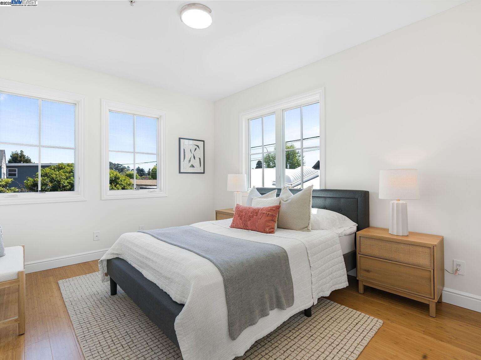 Detail Gallery Image 29 of 60 For 936 Kains Ave #1,  Albany,  CA 94706 - 3 Beds | 2/1 Baths