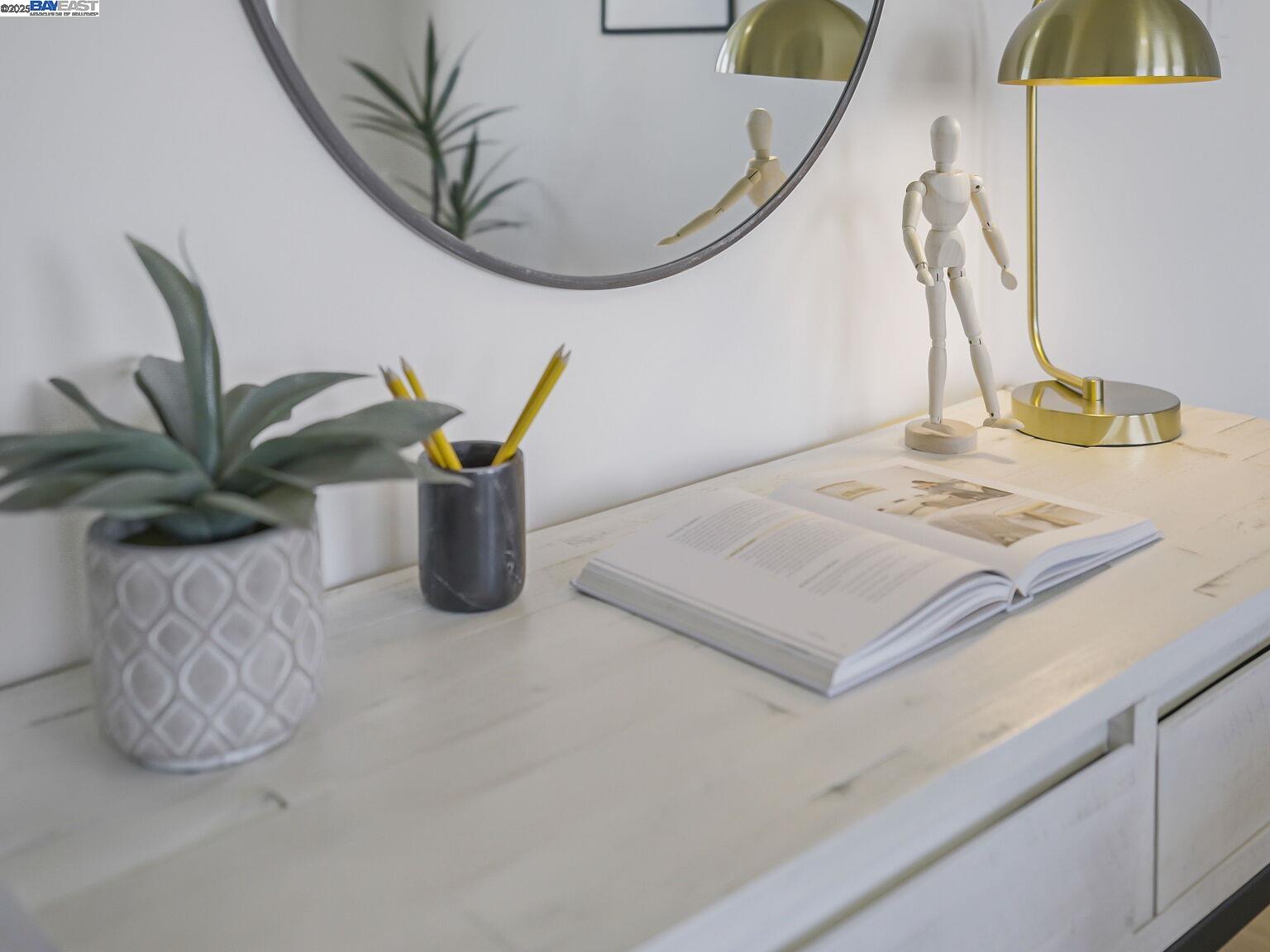 Detail Gallery Image 39 of 60 For 936 Kains Ave #1,  Albany,  CA 94706 - 3 Beds | 2/1 Baths