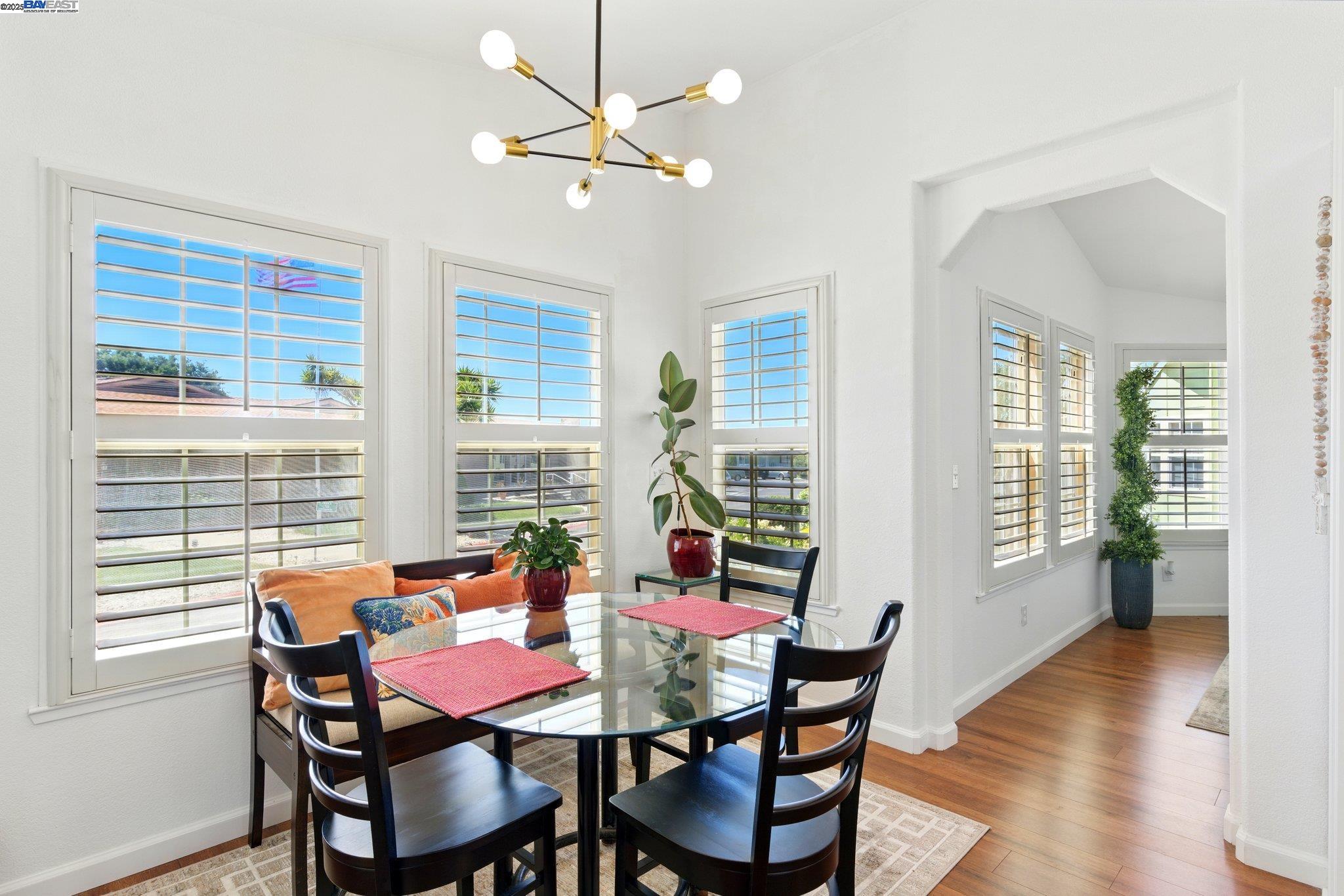 Detail Gallery Image 18 of 39 For 711 Old Canyon Rd. #39,  Fremont,  CA 94536 - 3 Beds | 2 Baths