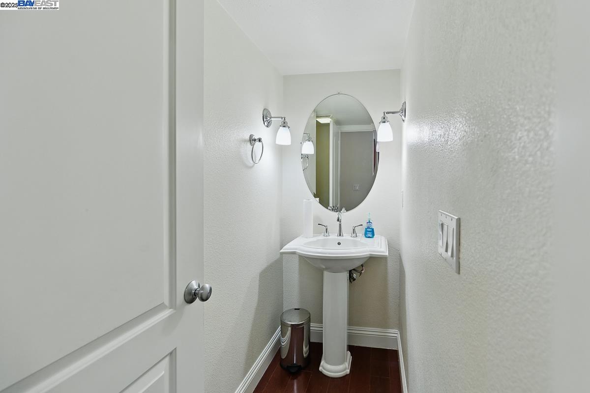 Detail Gallery Image 20 of 51 For 48962 Woodgrove Cmn, Fremont,  CA 94539 - 3 Beds | 2/1 Baths