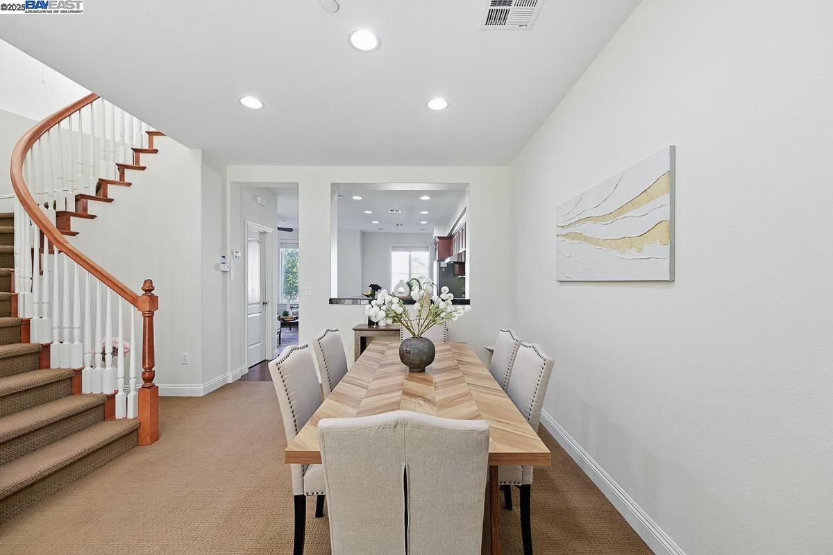 Detail Gallery Image 21 of 51 For 48962 Woodgrove Cmn, Fremont,  CA 94539 - 3 Beds | 2/1 Baths