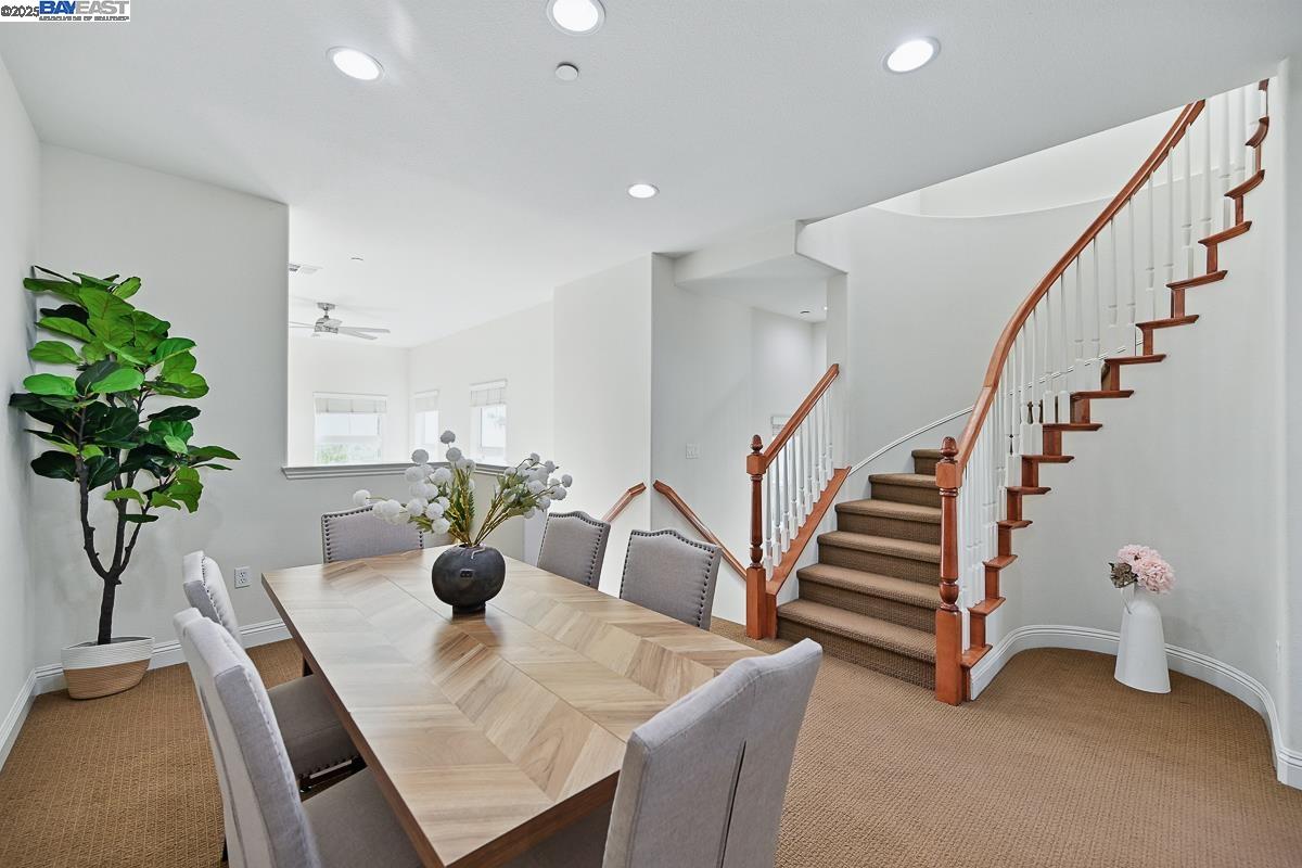 Detail Gallery Image 23 of 51 For 48962 Woodgrove Cmn, Fremont,  CA 94539 - 3 Beds | 2/1 Baths