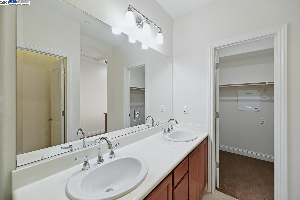 Detail Gallery Image 32 of 51 For 48962 Woodgrove Cmn, Fremont,  CA 94539 - 3 Beds | 2/1 Baths