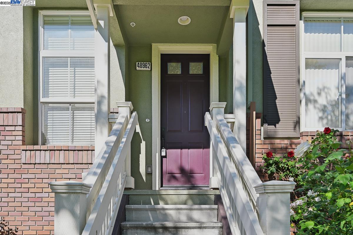 Detail Gallery Image 5 of 51 For 48962 Woodgrove Cmn, Fremont,  CA 94539 - 3 Beds | 2/1 Baths