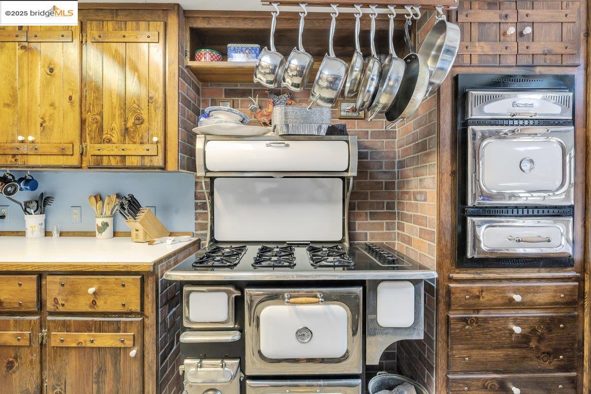 Detail Gallery Image 8 of 30 For 247 Meadowview, Pinecrest,  CA 95364 - 4 Beds | 2 Baths