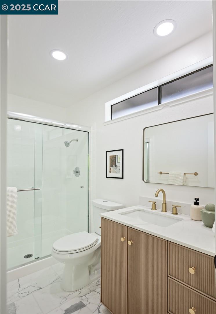 Detail Gallery Image 35 of 59 For 678 Whippoorwill Ct, Walnut Creek,  CA 94598 - 4 Beds | 2/1 Baths